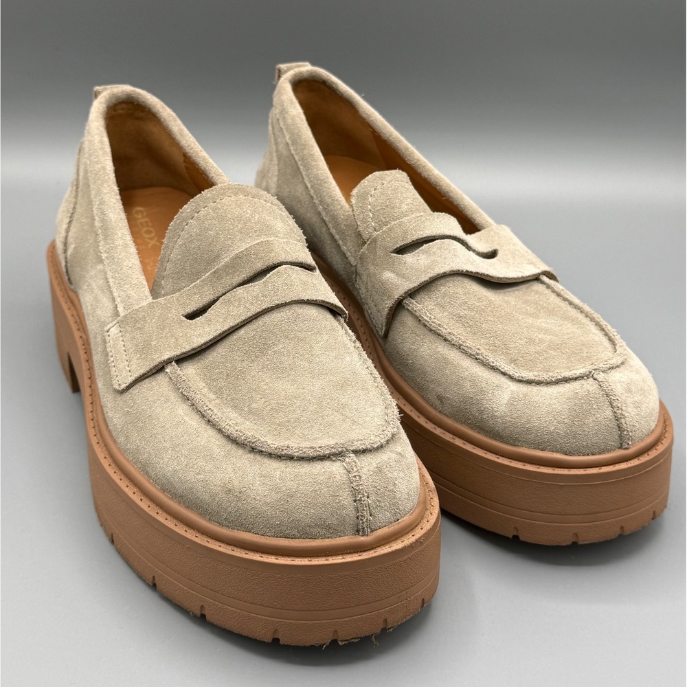 Geox Respira Womens Suede Platform Penny Loafers Beige Lug Sole Size 7 EUR 37